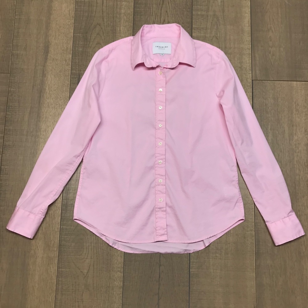 The Shirt by Rochelle Behrens The Icon Top Womens Size M Pink Button Up Preppy